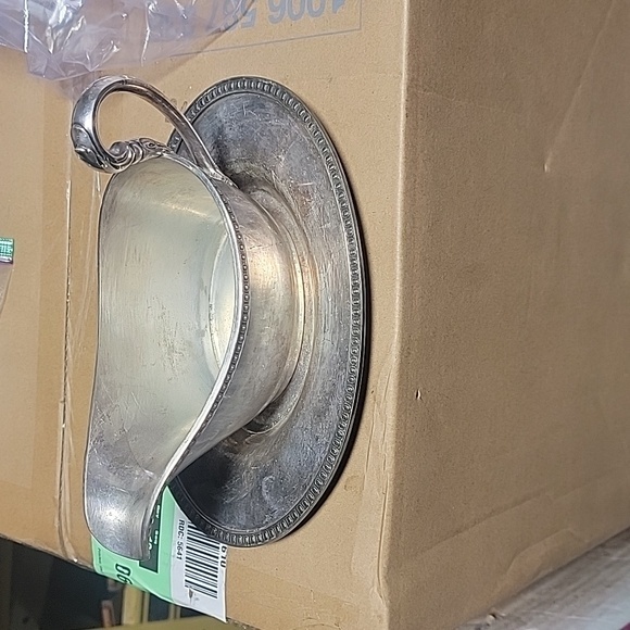 Gravy bowl and tray - Picture 8 of 8